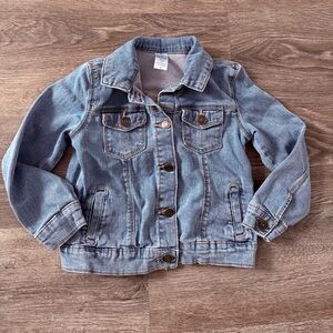 Carters 5T Classic Denim Kids Jacket light wash. Great condition